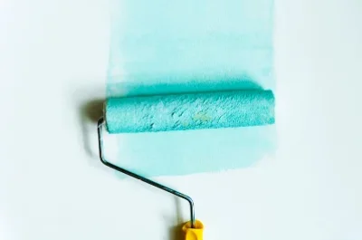 Peinture intérieure à Freissinières — murs, plafonds et boiseries